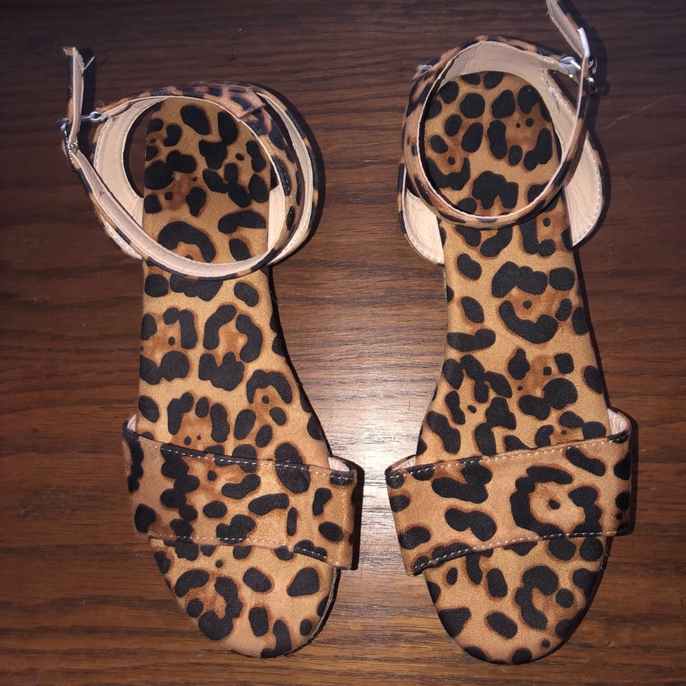 Leopard sandals